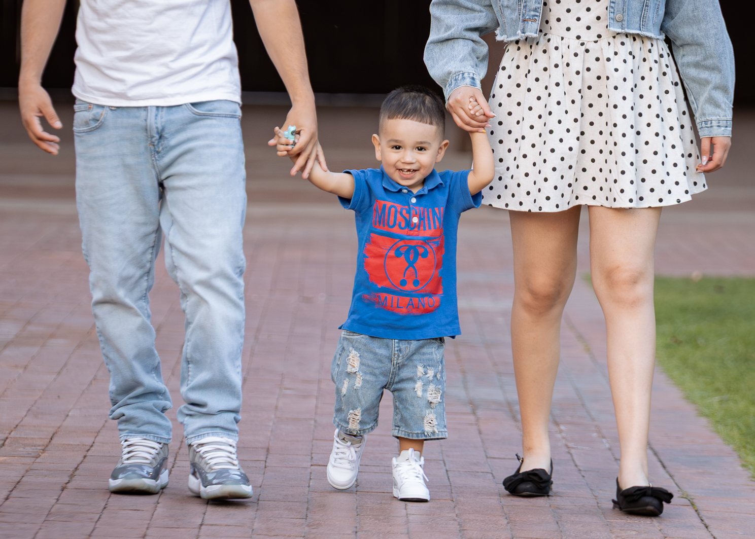 Nevaeh family portrait by Pak Studios in Arizona family portrait session