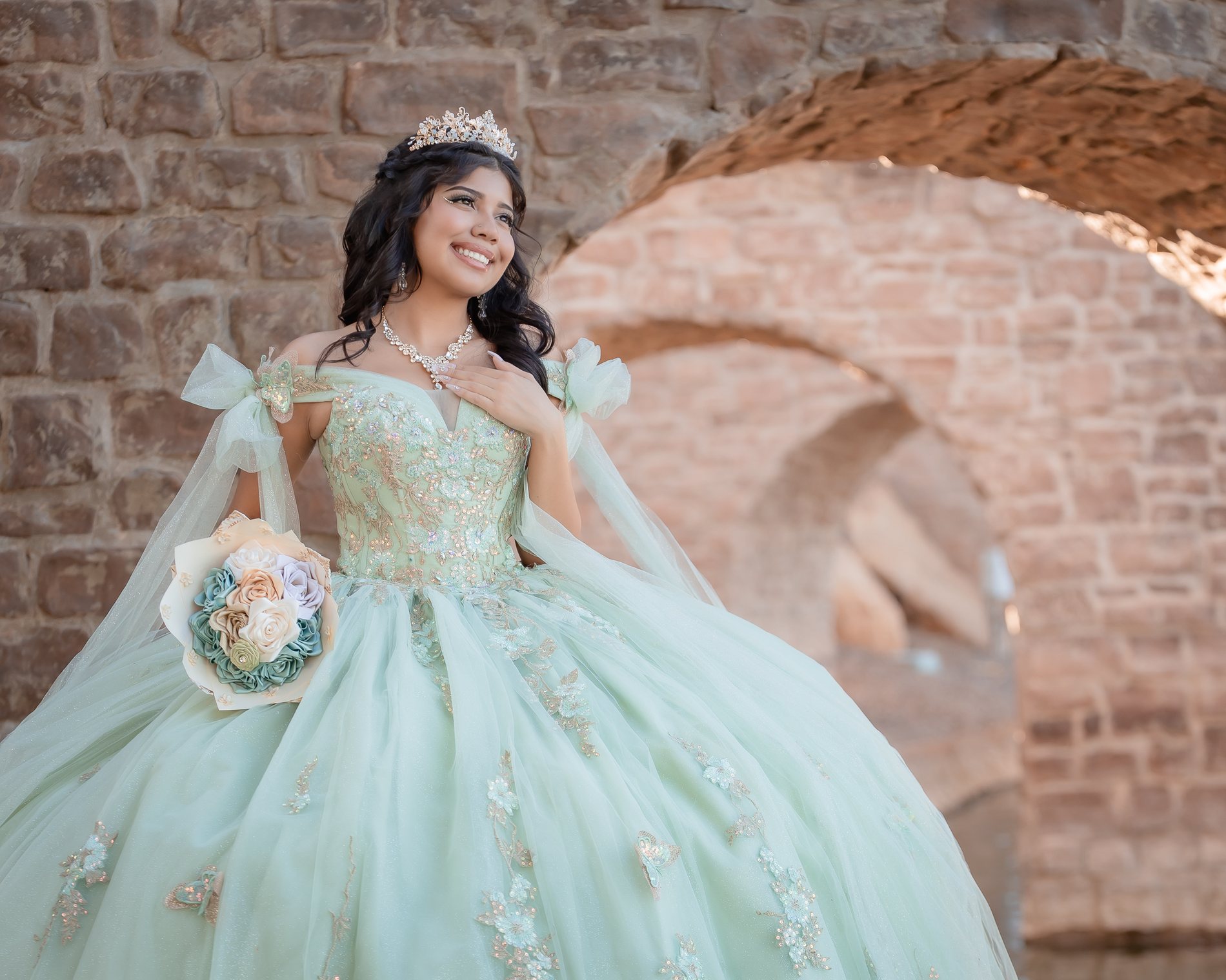 Cindy quinceañera portrait by Pak Studios in portrait session at Hotel San Carlos in Phoenix, Arizona